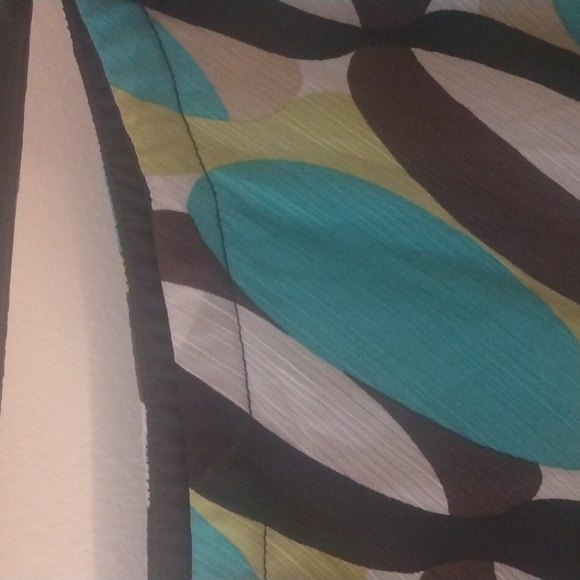 NWOT Size 22W Beautiful skirt Turquoise. Great condition. - Picture 4 of 6